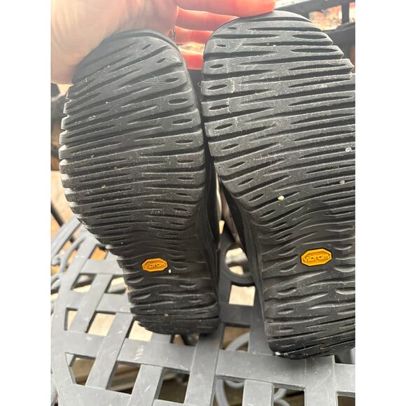 UGG Adirondack II Waterproof Insulated Black Gray Snow Boots – Women’s Size 7 - Picture 9 of 9